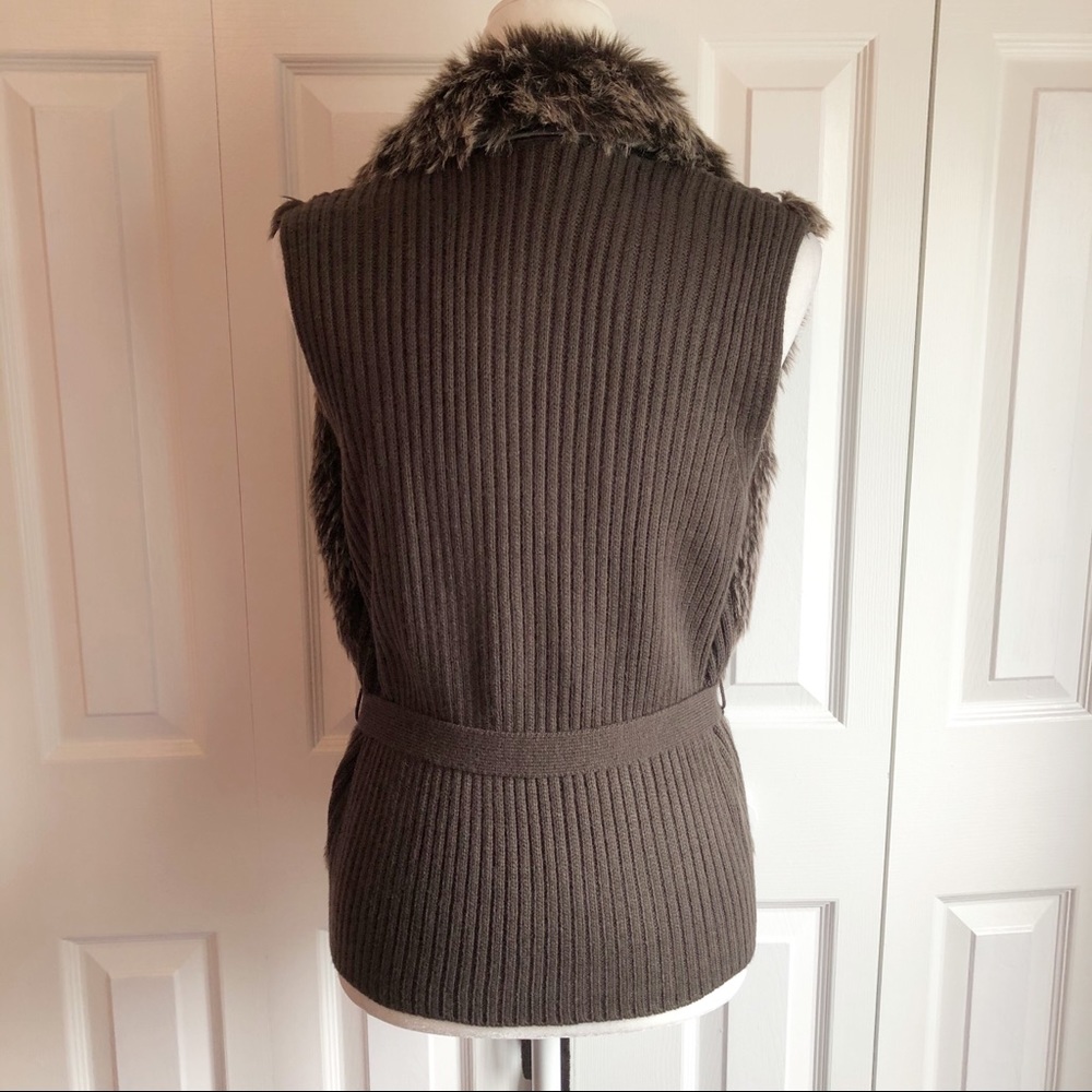 XOXO Juniors Cozy Brown Faux Fur Sleeveless Knit Sweater Vest w/ Belt XL - Picture 12 of 14
